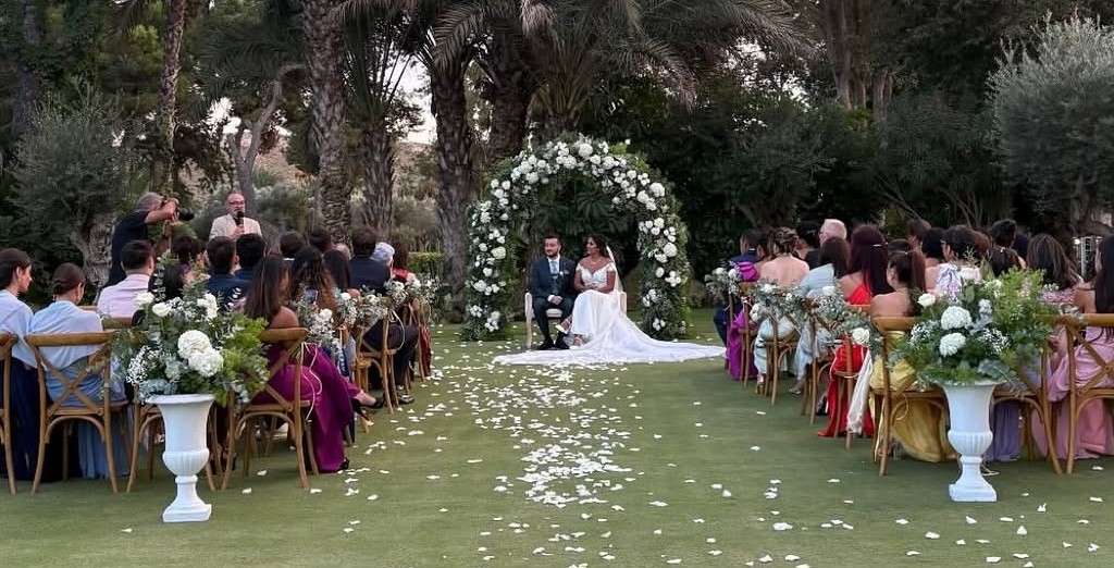 Cuatro bodas y tres épocas